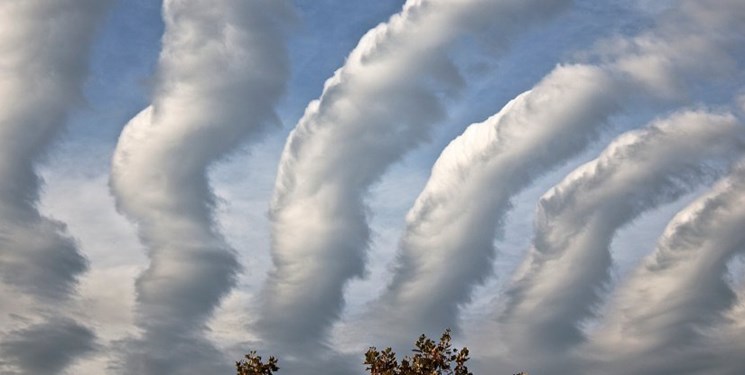 تشکیل ابرهایی به شکل کرم در آسمان استرالیا