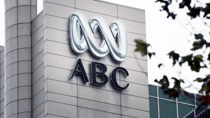 پلیس استرالیا به دفتر رادیو و تلویزیون ملی (ای‌بی‌سی) یورش برد