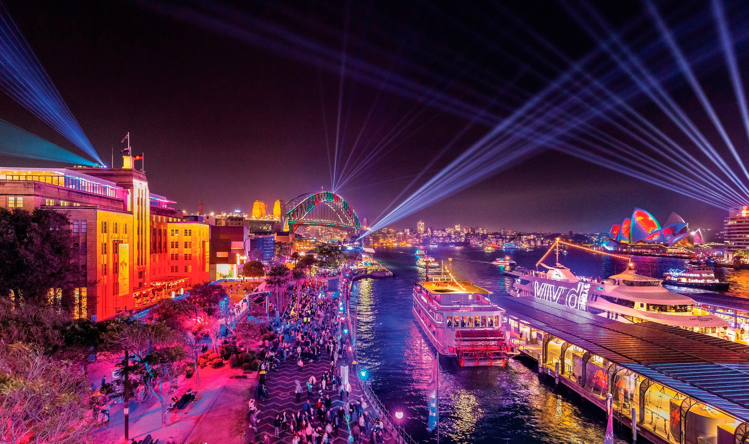 بزرگترین فستیوال نور و موسیقی استرالیا در سیدنی