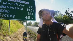 سفر 4 هزار کیلومتری یک استرالیایی با اسکیت‌برد