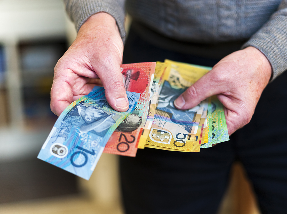 خداحافظی استرالیا با پول نقد تا سه سال دیگر