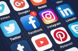 دولت استرالیا، الزام احراز هویت برای استفاده از شبکه‌های اجتماعی را بررسی می‌کند