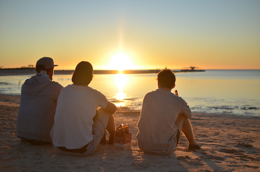 چرا در استرالیا مردان و پسران به صحبت درباره احساسات خود تشویق می‌شوند؟