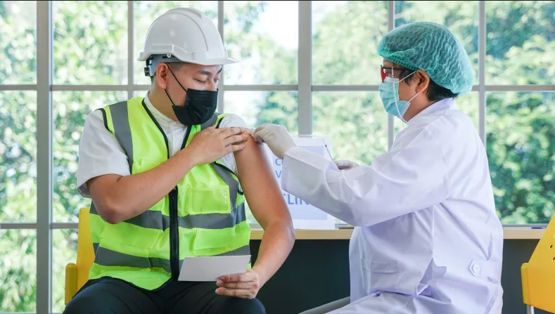تست سریع آنتی ژن دیگر کافی نیست؛ اولویت واکسیناسیون برای کارکنان در مناطق پرخطر نیوساوت‌ولز