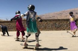 اسکیتستان: داستان جوانی استرالیایی که به دختران افغان اسکیت‌سواری یاد داد