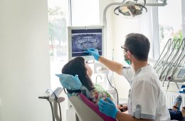افزایش زمان انتظار بیماران تا ۴ سال؛ دندانپزشکان خواستار توجه دولت شدند