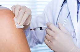 بزرگسالان استرالیایی از این ماه واکسن یادآور کرونا دریافت می‌کنند