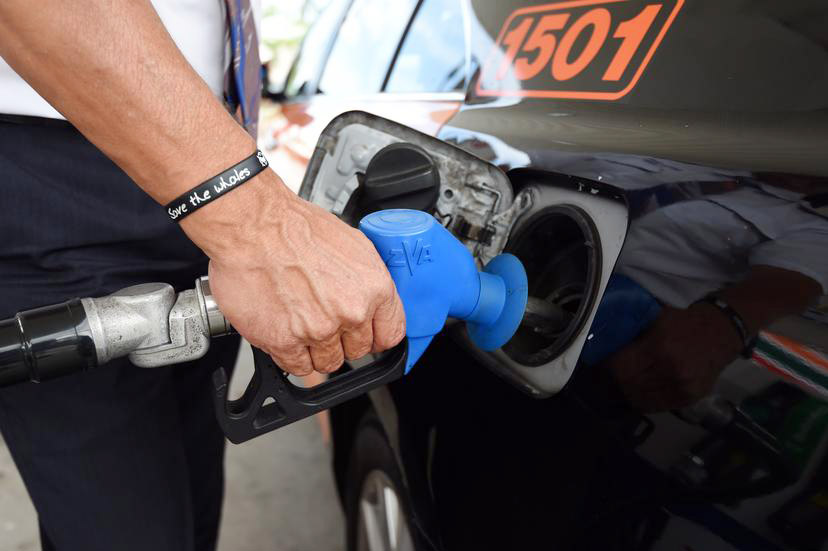 وزیر خزانه‌داری: تخفیف مالیات بنزین بعد از سپتامبر تمدید نخواهد شد