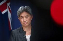 وزیر امورخارجه استرالیا: در کنار زنان و دختران ایرانی می‌ایستیم