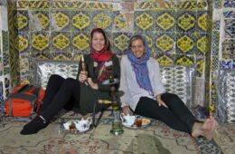 سفر زوج همجنسگرای استرالیایی-اسلواکیایی به همه کشورها؛ ایرانیان یکی از مهربان‌ترین‌ها بودند