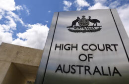 تصمیم تاریخی دادگاه عالی استرالیا؛ بازداشت نامحدود مهاجران غیرقانونی اعلام شد