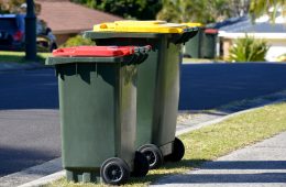شش سطل زباله، راه حل جدید برای حل بحران زباله‌ها در ویکتوریا