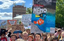 تظاهرات گسترده در استرالیا در اعتراض به تغییرات اقلیمی