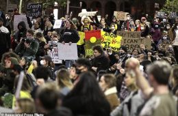 همبستگی هزاران استرالیایی با معترضان در آمریکا