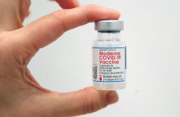 ۲۵ میلیون دوز واکسن مدرنا خریداری شد؛ احتمال تاسیس کارخانه در استرالیا