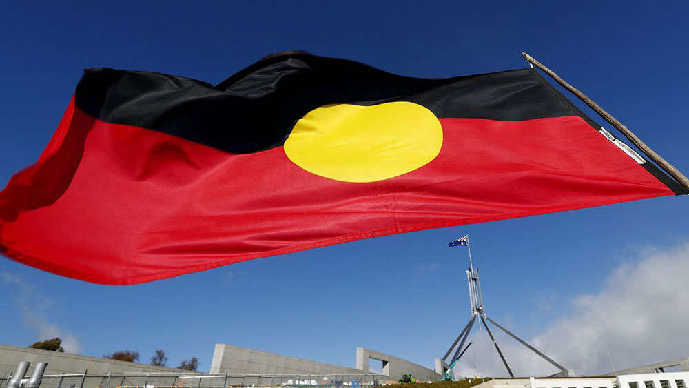 با خریداری حق کپی از سوی دولت؛ استفاده از پرچم بومیان استرالیا آزاد شد