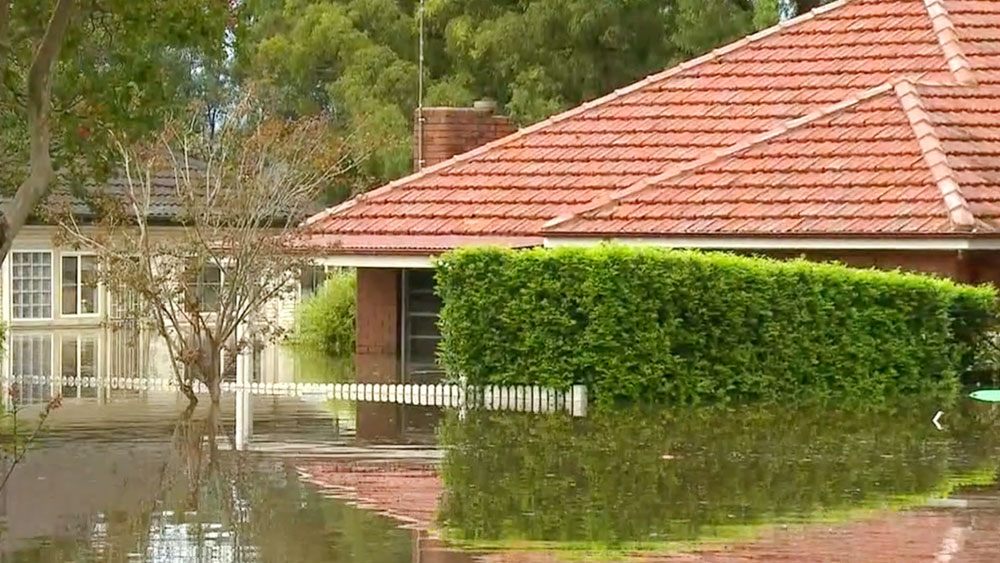 پر بارش‌ترین آغاز سال در تاریخ سیدنی؛ اداره هواشناسی: مردم امروز در خانه بمانند