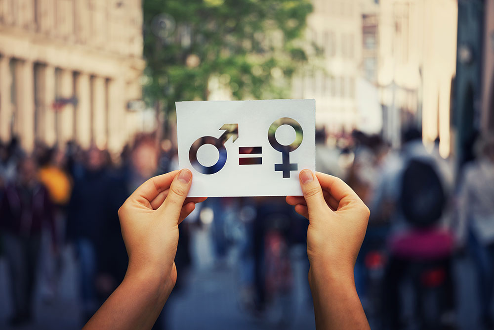 شکاف درآمدی بین جنسیت‌ها در استرالیا؛ عوامل و راهکارها