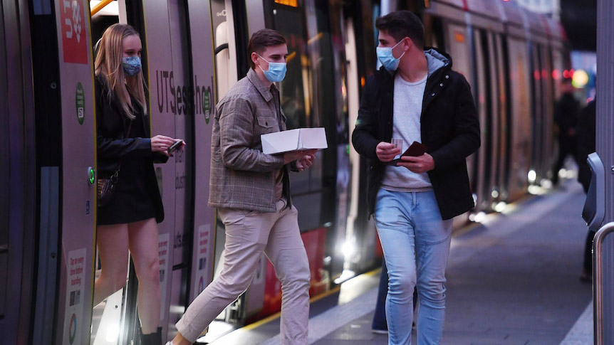لغو مقررات ماسک اجباری در سرویس‌های حمل و نقل عمومی نیوساوت‌ولز از چهارشنبه
