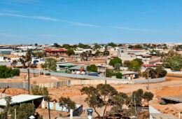 حراج املاک مسکونی و اداری یک شهر دورافتاده استرالیای جنوبی