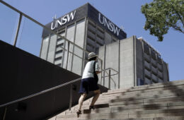 دانشگاه نیوساوت‌ولز در مورد دخالت دولت‌های خارجی در دانشگاه هشدار داد