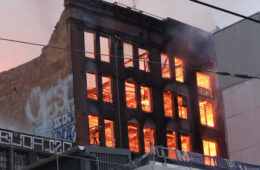محاکمه دو پسر نوجوان به دلیل ایجاد آتش‌سوزی در ساختمان قدیمی سیدنی