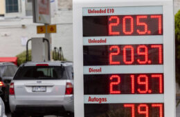 اثر ورود ایران به جنگ حماس و اسراییل بر قیمت بنزین در استرالیا