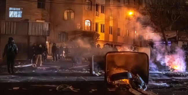 گزارش شبکه ایبیسی استرالیا؛ دستکم ۵۰۰ کشته در اعتراضات ایران