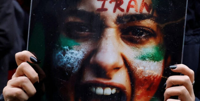 تحریمهای هدفمند استرالیا در واکنش به سرکوب خشن اعتراضات در ایران