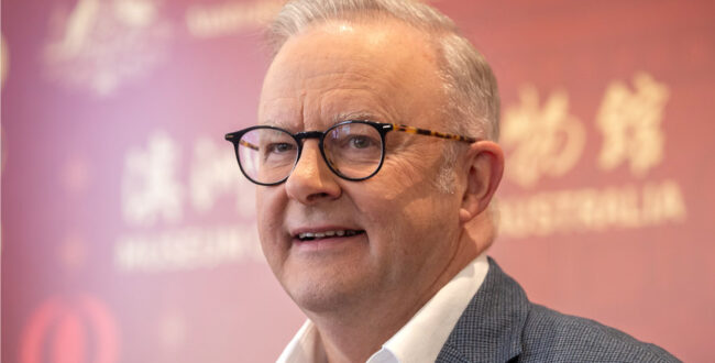 انتقال آنتونی آلبانیزی از اقامتگاه رسمی خود در کانبرا به دلیل تهدید بمبگذاری