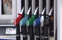 تأمین سوخت استرالیا تا ماه می تضمین شد؛ کاهش کمبود در پمپبنزینها