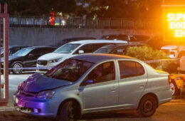 برخورد خودرو با جمعیت در ملبورن؛ یک کشته و یک مجروح بدحال