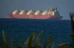 درخواست برای بازگشایی تنگه هرمز، ناوهای جنگی آماده و توانمند هستند