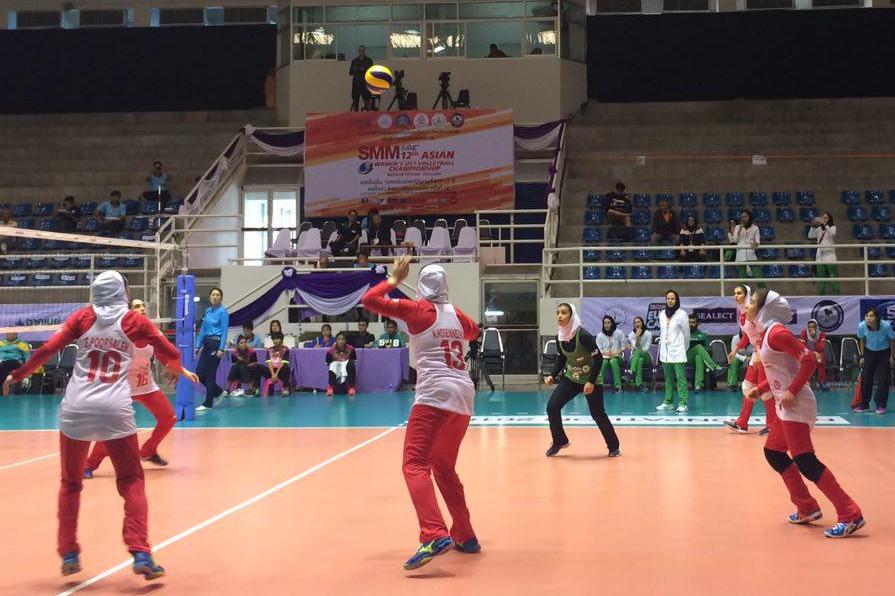 دختران والیبال ایران از استرالیا شکست خوردندq