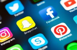 استرالیا قوانین سختگیرانه تری برای شبکه‌های اجتماعی اعمال می کند