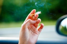 جریمه ۱۱ هزار دلاری برای پرتاب سیگار روشن به بیرون از خودرو